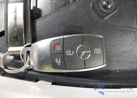 2020 Mercedes-Benz Cla 250 4Matic z USA, uszkodzony, nr VIN W1K5J4HB6LN119880